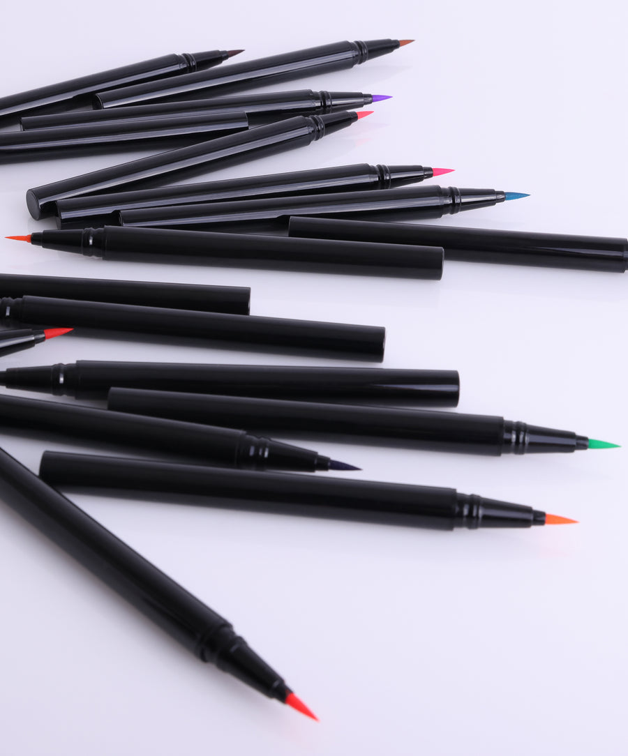 Liquid Precision Eyeliner Deluxe Set